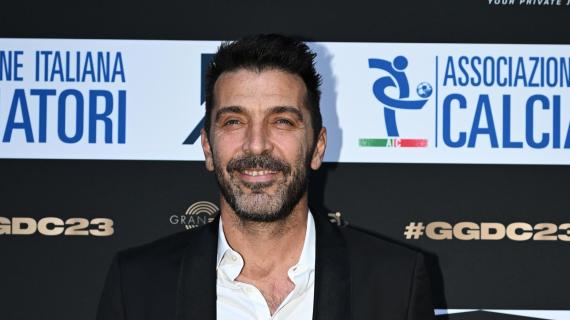 Buffon: "Metto ancora il punto di domanda sul mio futuro. Voglio un ruolo operativo, non passivo"