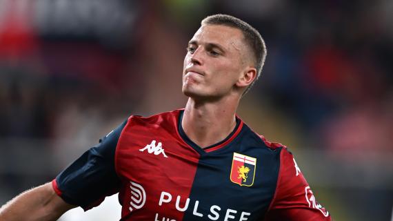 Gudmundsson gela le big di A e chiama la Premier. Il Genoa conosciuto su Google