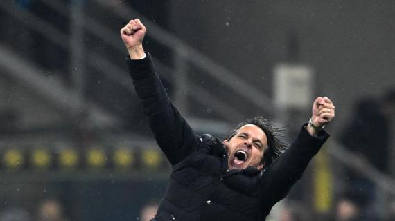 Inter, oggi è festa. I tifosi: "Simone Inzaghi salta con noi". E il tecnico esegue