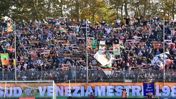 Il Venezia rimonta la Cremonese: tre punti per sperare ancora nella A. Gli highlights