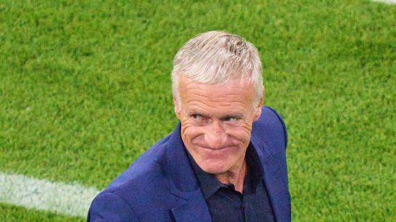 Deschamps risponde con ironia a un cronista svedese: "Se ti annoia, guarda dell