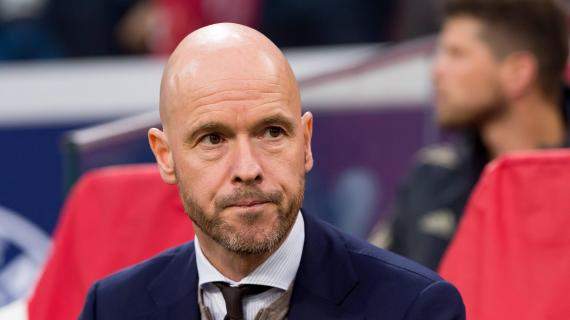 Manchester United, Ten Hag: "Zirkzee in panchina? Dobbiamo vincere come squadra"
