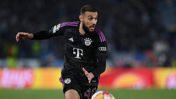 Anche Mazraoui sbarca al Man United: "Sensazione incredibile, ruolo importante di Ten Hag"
