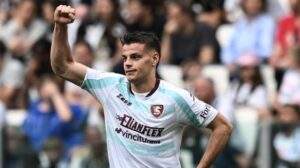 Palermo, Pierozzi: "Chi sceglie questa squadra non guarda la categoria. Dionisi è esigente"