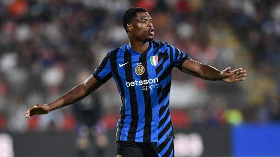 Inter, per Dumfries è il momento della decisione definitiva. Se sarà rinnovo, sarà senza clausola