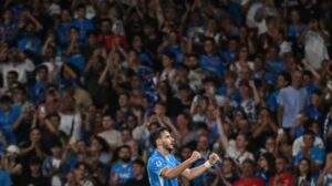 Politano-Kvara, Monza battuto in un tempo: il Napoli mette le ali e vola al di sopra di tutti