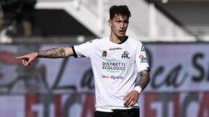 Spezia-Carrarese 4-2, le pagelle: show dei fratelli Esposito