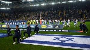 Italia-Israele, partita surreale. Sul tetto del Bluenergy Stadium c