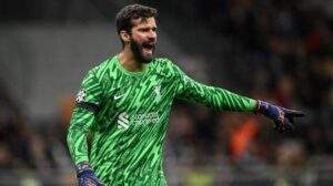 Liverpool, Alisson fuori. Slot ha già scelto il tappabuchi: "Kelleher è un buon sostituto"