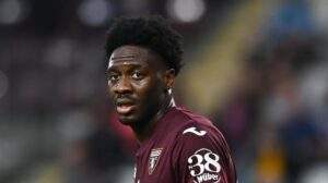 Ola Aina, rifiutare un biennale dal Torino per poi finire in Premier League. Per un altro anno