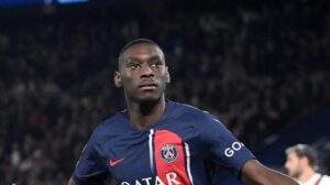 PSG-PSV Eindhoven, le formazioni ufficiali: out Kolo Muani. Lee dal 1