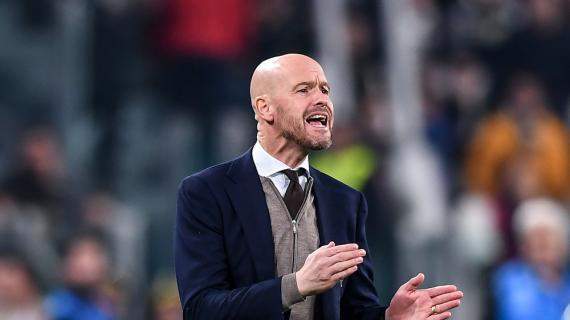 Ten Hag sotto pressione. Evans confessa: "Si ripercuote sui giocatori, anche noi ci pensiamo"