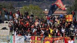 Nella notte scontri in autostrada tra ultras di Cavese e Catania: nessun ferito