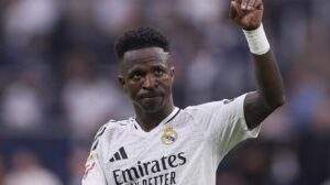 Florentino Perez furioso: "Vinicius avrebbe vinto il Pallone d