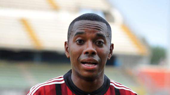 Robinho in carcere per stupro, la libertà vigilata può saltare: le ultime dal Brasile