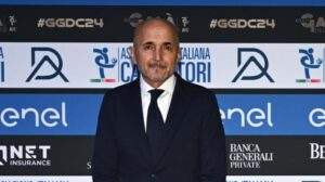 Spalletti: "Col nuovo sistema persi di vista giocatori come Orsolini, Politano e Chiesa"