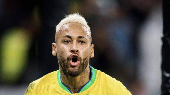 Neymar adulato dal Santos: un video toccante con la voce di Pelé emoziona il padre-agente